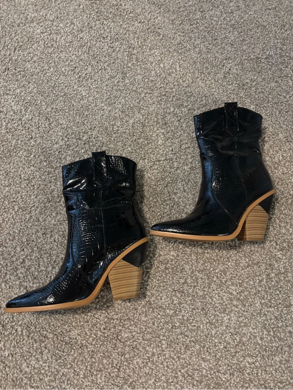 Black Croc-Embossed Pointed-Toe Western Booties - Women